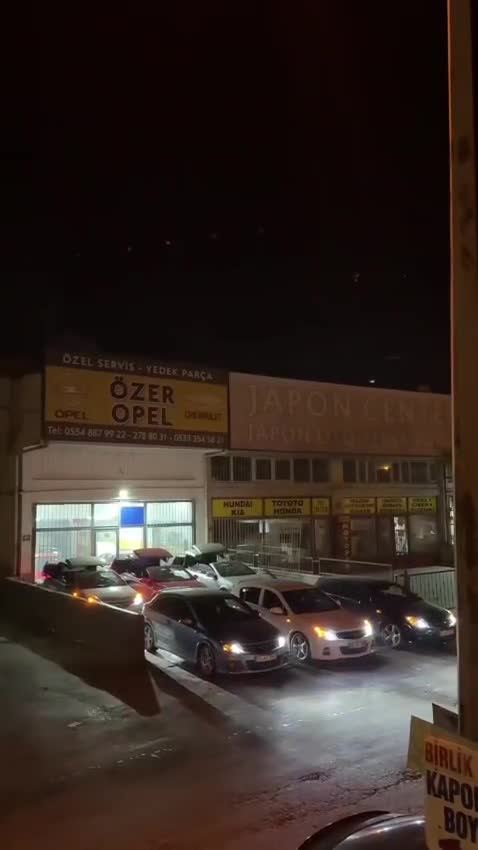 Özer Otomotiv servis videosundan kare